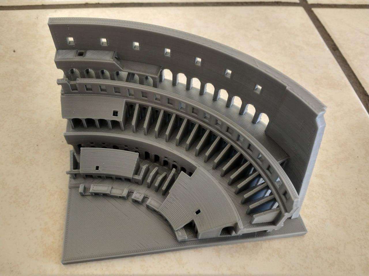 Roman Colosseum at a scale of 1:500