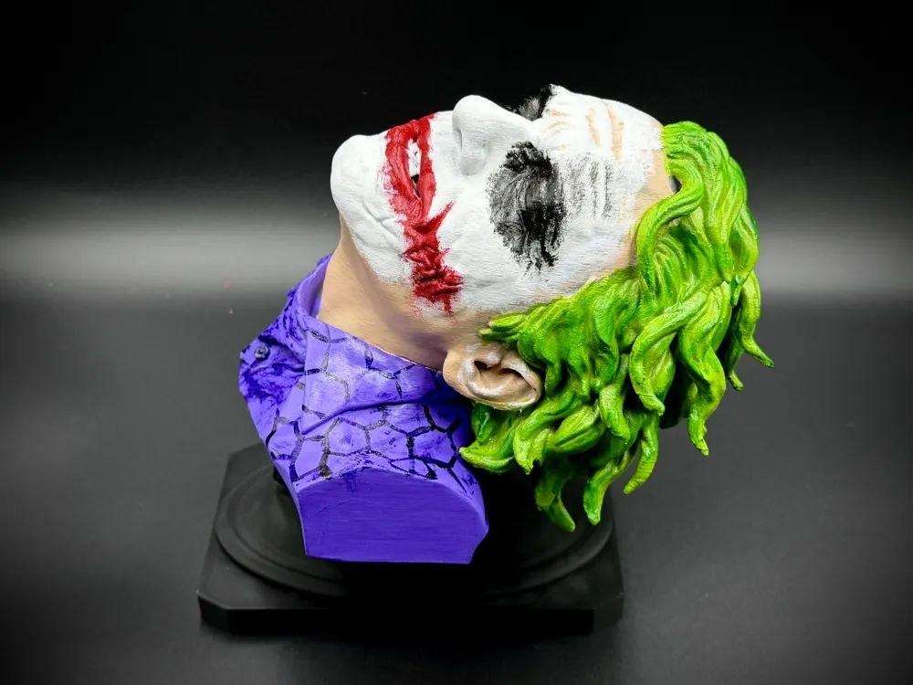 A bust of the Joker.