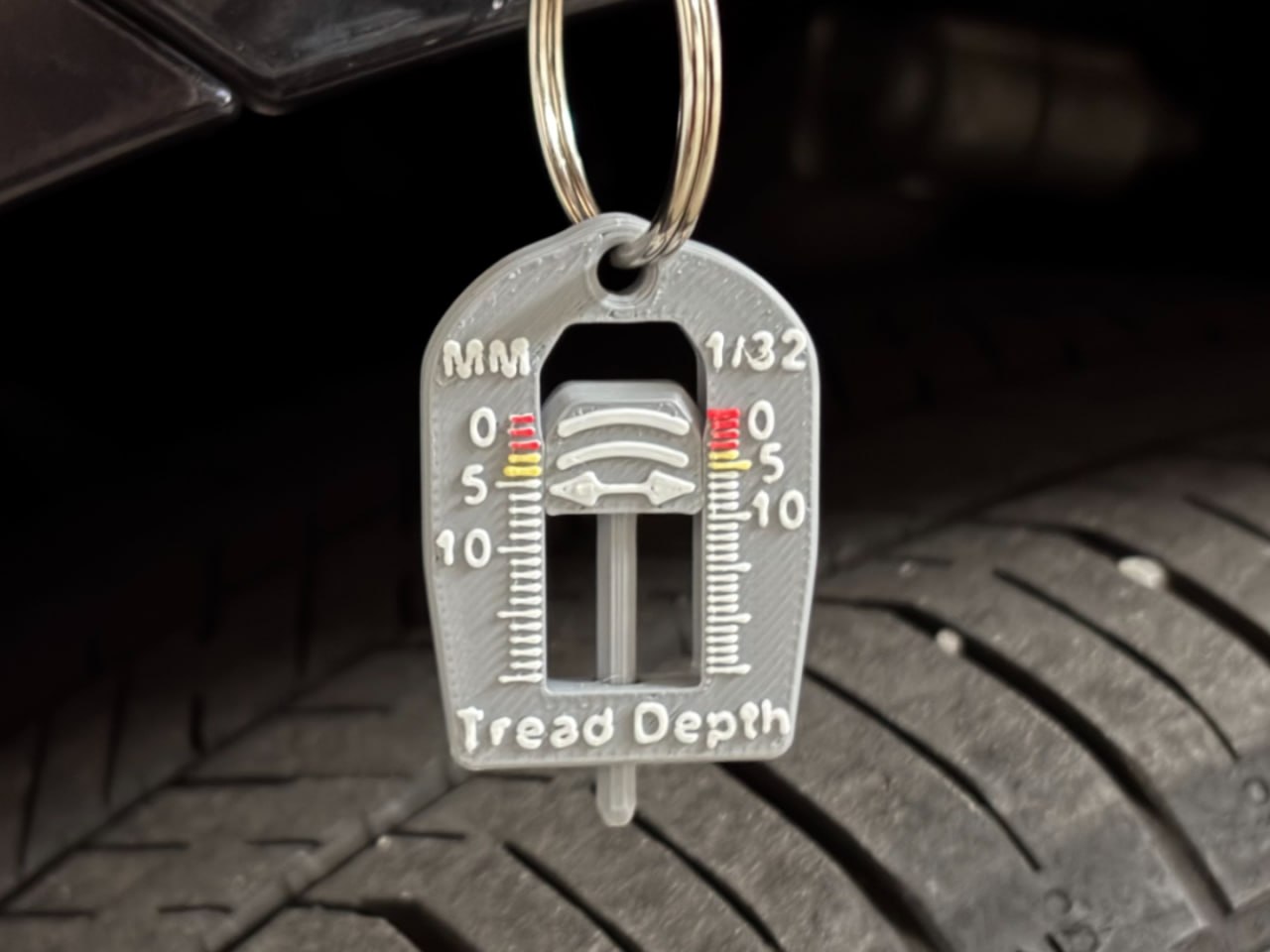 Tire tread depth gauge